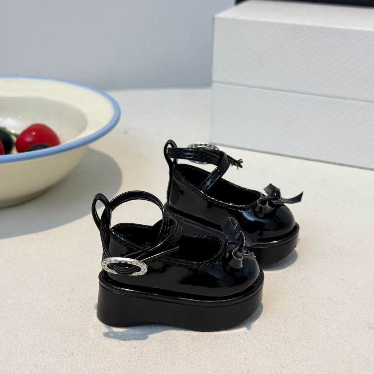 Coffee Brown Bow Platform Doll - Vintage Collectible Shoes 评论和价格