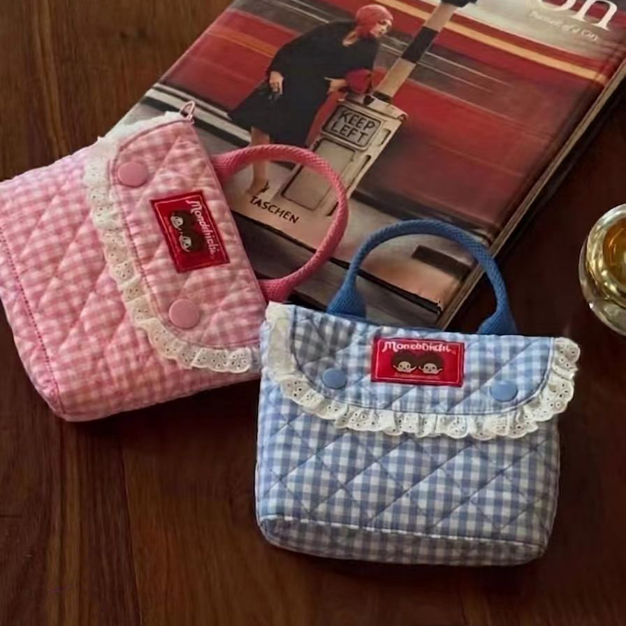 Vintage Plaid Munchki cartoon  - Vintage Items 评论和价格